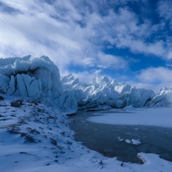 西藏40号冰川 这是美到彻骨的冷酷仙境