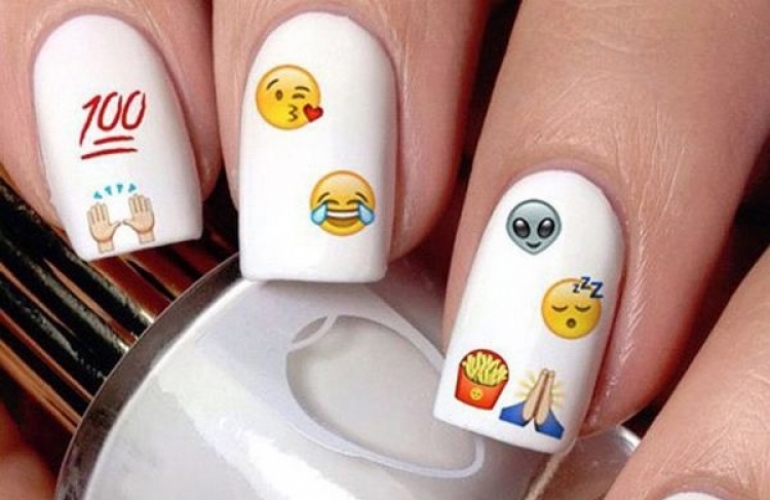 把emoji放在指尖上 让你天天拥有同款好心情