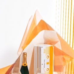 凯歌香槟推出摩登复古卡带礼盒 致敬如歌好时光