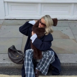 最最经典的格纹，也能穿出不一样的时尚品味